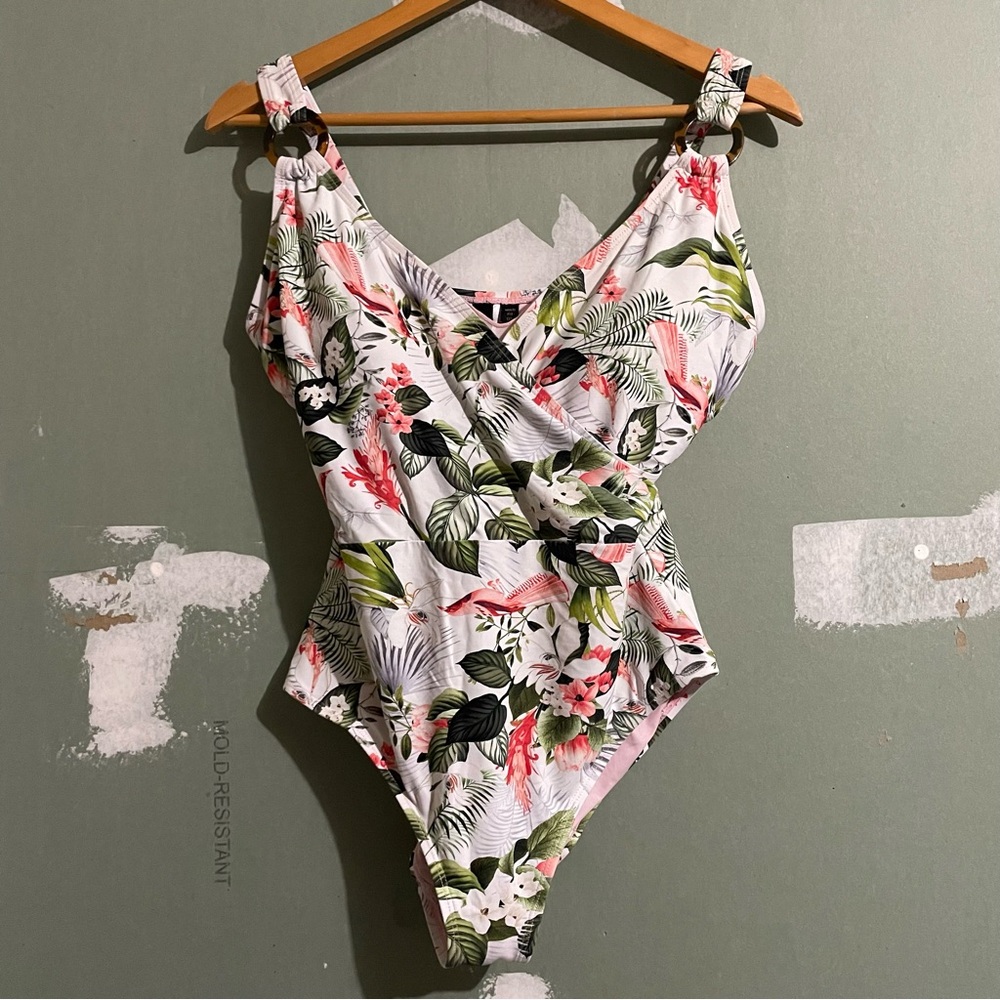 Niptuck Swim White Tropical Floral Print One Piece Bikini Multi Fit Cup 10